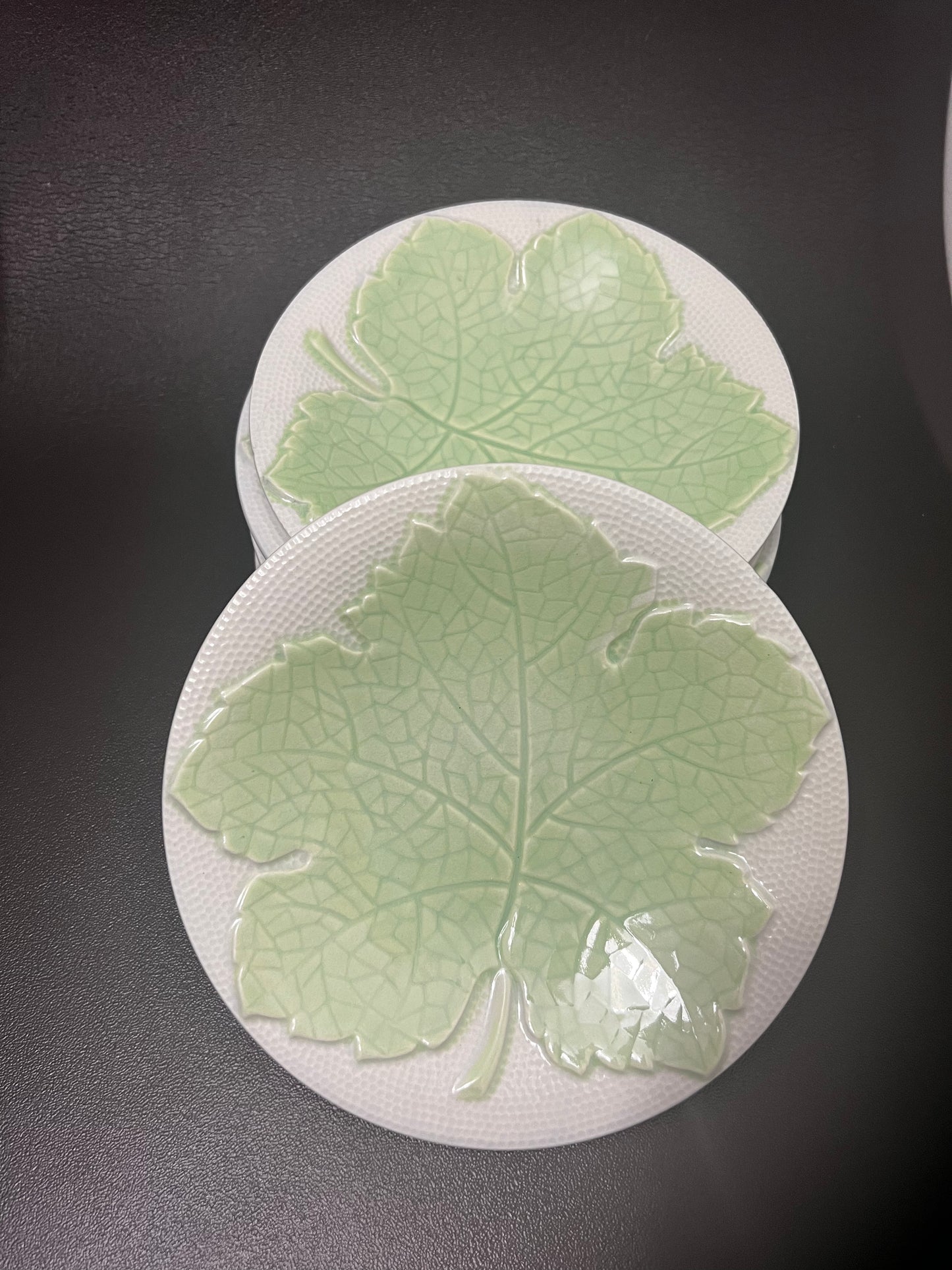 Galvani Ceramiche Mint Leaf Plate Set